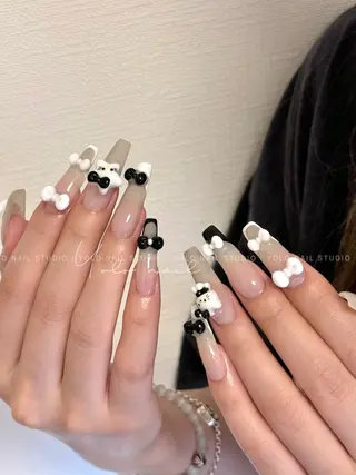 ネイル Yolo Nails💎のネイルデザイン