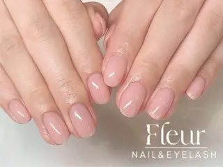 ネイル Fleur かな🍓のネイルデザイン