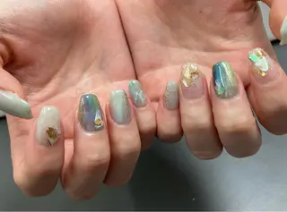 ネイル 12 designのネイルデザイン