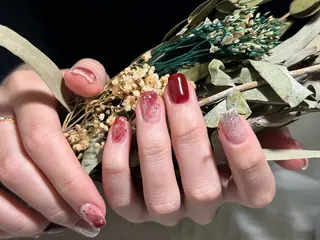 ネイル TOUTOU所属・TOUTOU. Yuriのネイルデザイン