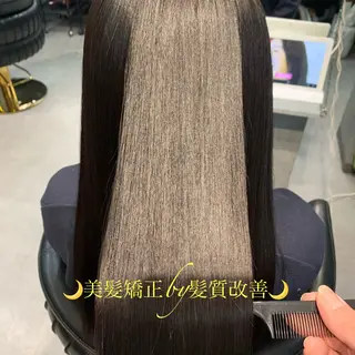ロング ディレクター鮫島 俊介のヘアスタイル