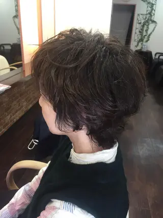 ショート カラー パーマ 桧山 真のヘアスタイル