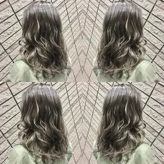 セミロング カラー N° jillva ♦️川端裕司♦️のヘアスタイル
