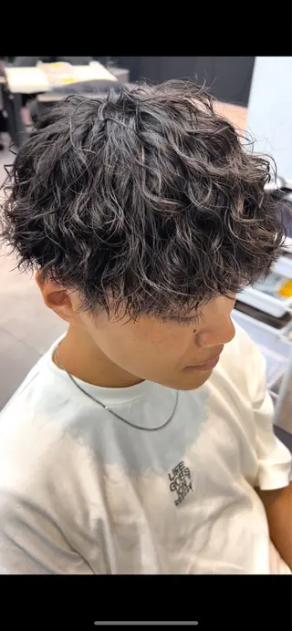 ショート パーマ メンズ 🦩パーマン🦩佐藤 航太のヘアスタイル