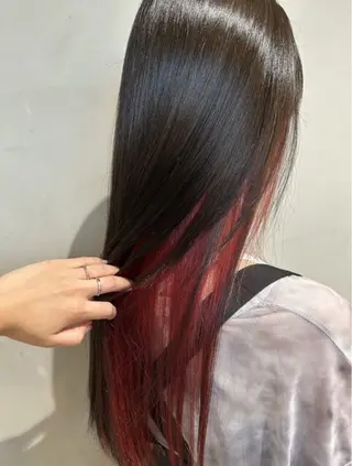 ロング カラー Plus2nd所属・伊藤 未夢のヘアスタイル