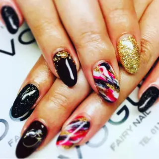 ネイル VOGUE ×SWANのネイルデザイン