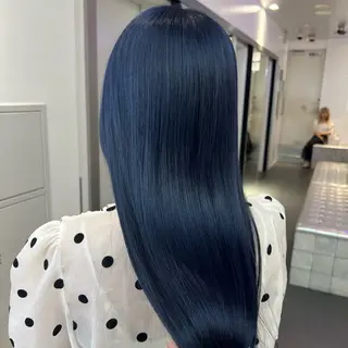 カラー 🌼動き×透明感🩵 ハイトーン/ナナのヘアスタイル