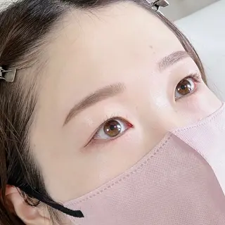 アイブロウ WHITE EYE 静岡店　井口の眉毛・アイブロウイメージ