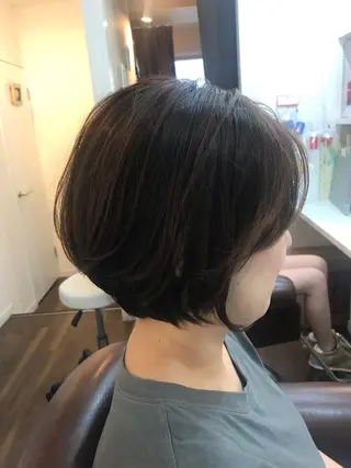 ショート 🌈elua yukaのヘアスタイル