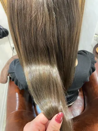 ミディアム カラー 透明感カラー💎 AYAのヘアスタイル