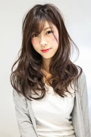 ロング カラー パーマ ヘアアレンジ ブリーチ/ヘアケア/ 艶髪/イギチハルのヘアスタイル