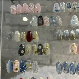 ネイル Renatus🤍 MISUZUのネイルデザイン