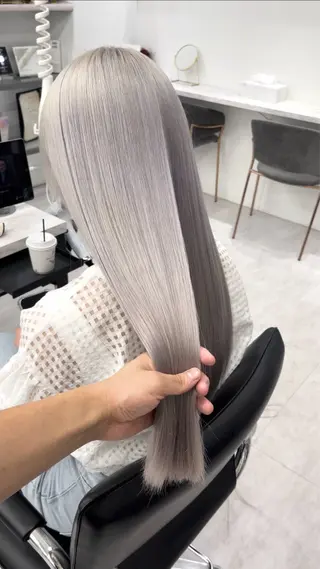 セミロング カラー 高島大登/顔周り /レイヤーカットのヘアスタイル