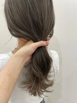 セミロング カラー akane .のヘアスタイル