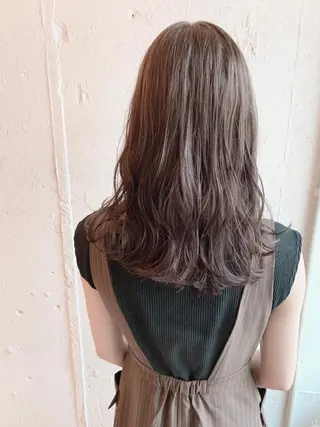 ミディアム カラー Fuuu《フゥ》所属・シノザキ シンゴのヘアスタイル