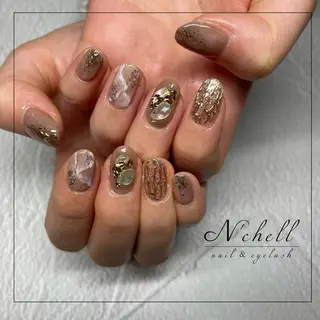 ネイル Nailist Aoiのネイルデザイン