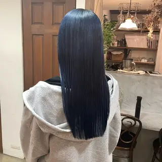 ロング カラー 谷澤 朋佳のヘアスタイル