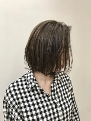 ショート カラー ブリーチカラー/ 岩破瑞希のヘアスタイル