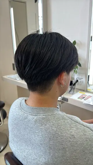 ショート メンズ パーマ/ハイトーン /吉田眞のヘアスタイル