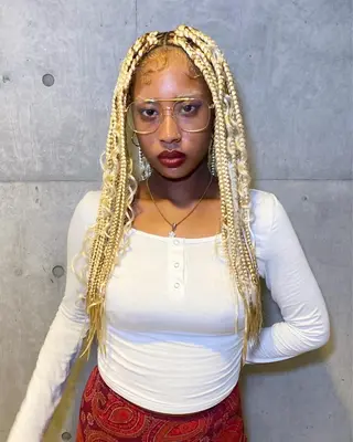 ロング カラー ヘアアレンジ Repos by moi所属・RINA/ Jr.スタイリストのヘアスタイル