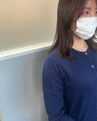 カラー 友花 暗髪／ナチュラルのヘアスタイル