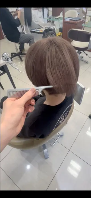 カラー 片岡 勇翔のヘアスタイル