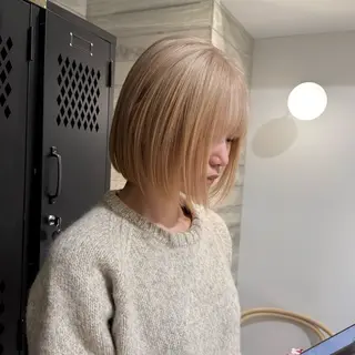 カラー RINA .のヘアスタイル