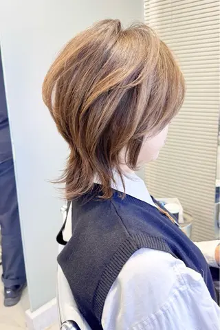 ショート 美才治 秀欣 (ビサイジ ヒデキ)のヘアスタイル