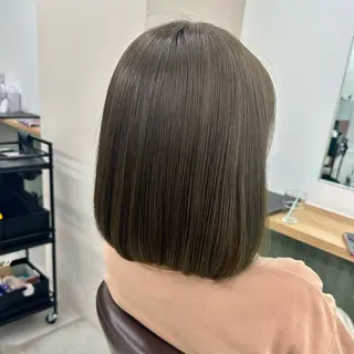 ミディアム カラー ブリーチなし/レイヤ ー特化🌈Tommyのヘアスタイル