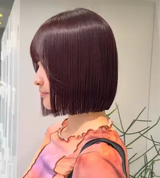 ショート カラー ぱつっとボブ/透明感 カラー/Ayakaのヘアスタイル