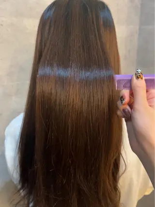 ロング イロアイヘアー Renのヘアスタイル