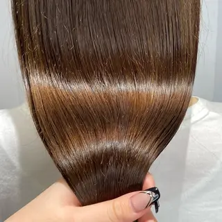 ロング カラー 酸性ストレート・ メンズ  三原 楊子のヘアスタイル