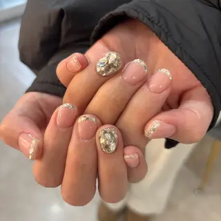 ネイル 栗田 ゆう子のネイルデザイン