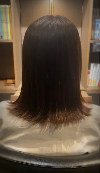 ミディアム ｶｯﾄﾓﾃﾞﾙ/ AIRIのヘアスタイル