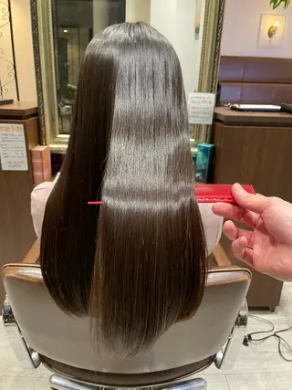 セミロング 🌿ストレート🌿 髪質改善☘️シュウヤのヘアスタイル