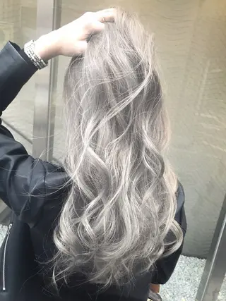 ロング シマオカイッセイ 個室サロンaceのヘアスタイル