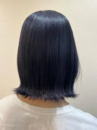 ショート 店長ハイトーンカラー 柞山史奈のヘアスタイル