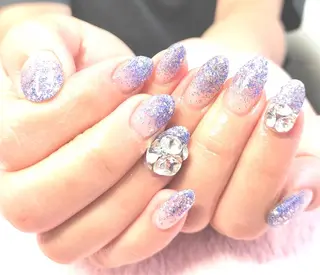 ネイル e.nail所属・和賀井 恵理のネイルデザイン