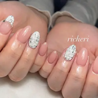 ミディアム ネイル richeri beautyのネイルデザイン
