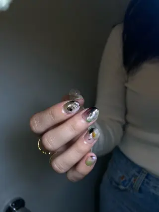 ネイル 土川 芽依奈のネイルデザイン
