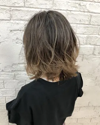 ミディアム 美髪・髪質改善🌟 山口博史のヘアスタイル