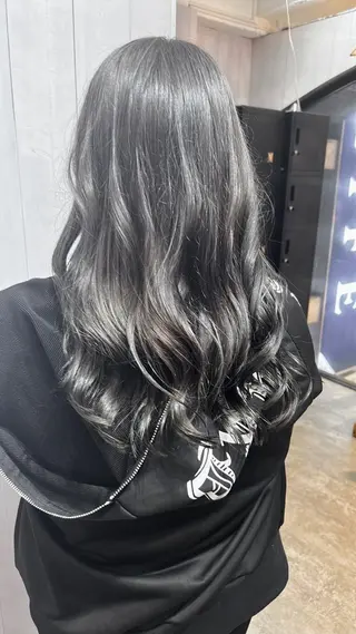 セミロング LIFE下通 Miyuuのヘアスタイル