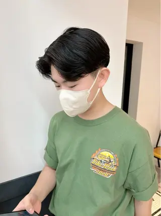 メンズ 🤎ベージュカラー 🐶メンズパーマのヘアスタイル