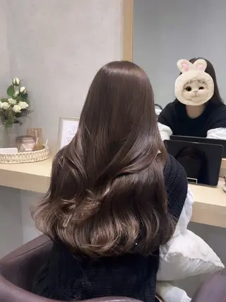 ロング カラー Marin🐩 /髪質改善 カラーのヘアスタイル