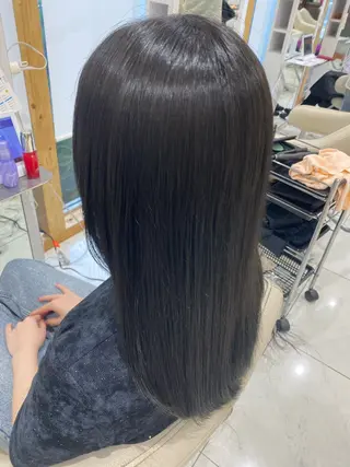 ロング カラー 中山 愛美莉のヘアスタイル