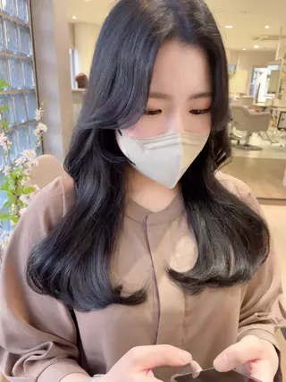 ロング カラー 韓国ヘア🖤 YURINAのヘアスタイル