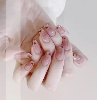 ネイル Queens 榊 まおのネイルデザイン