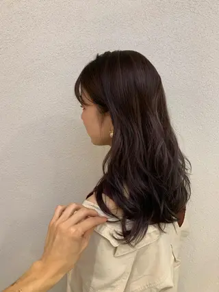ロング カラー 佐藤 永夏のヘアスタイル