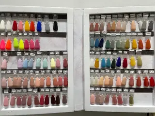 ネイル 三輪 友紀のネイルデザイン