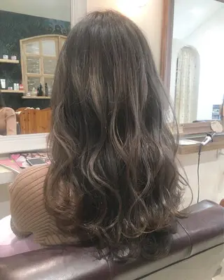 ロング カラー nakahara madokaのヘアスタイル